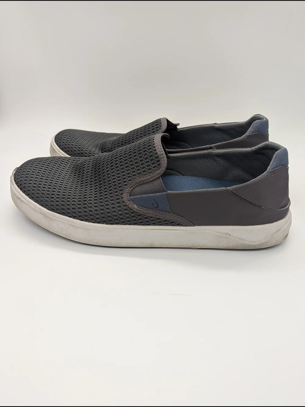 Olukai Men's Lae'ahi Slip-on Shoes Size 11 Quiet Luxury Outdoor Minimalist